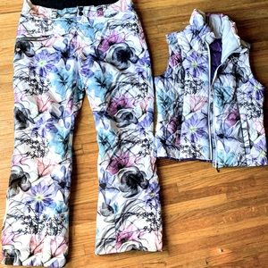 Obermeyer ski snowboard xray floral pants and vest set